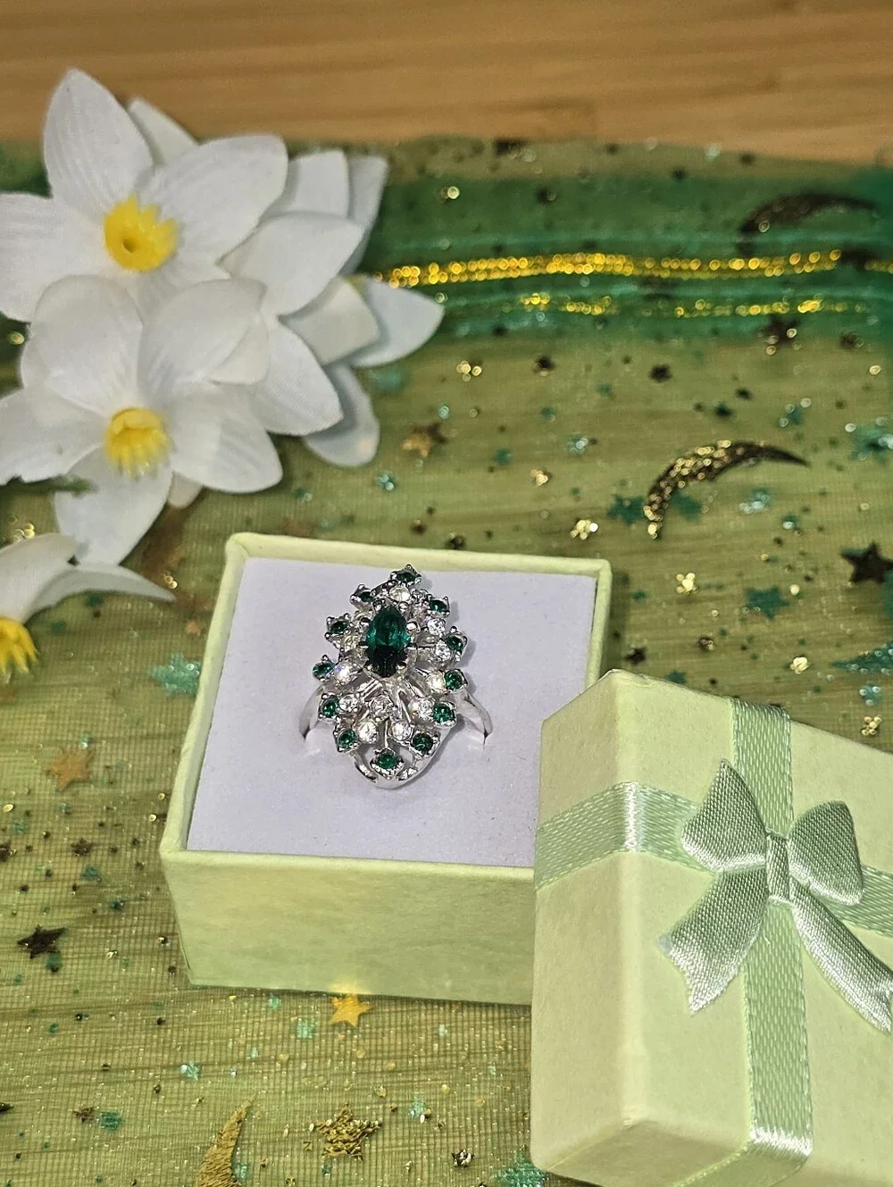 Emerald Green Tone Marquise Cluster Ring - Women Jewelry - Picture 9 of 12